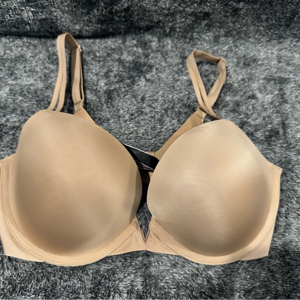 Victoria’s Secret Love cloud push-up bra 34d